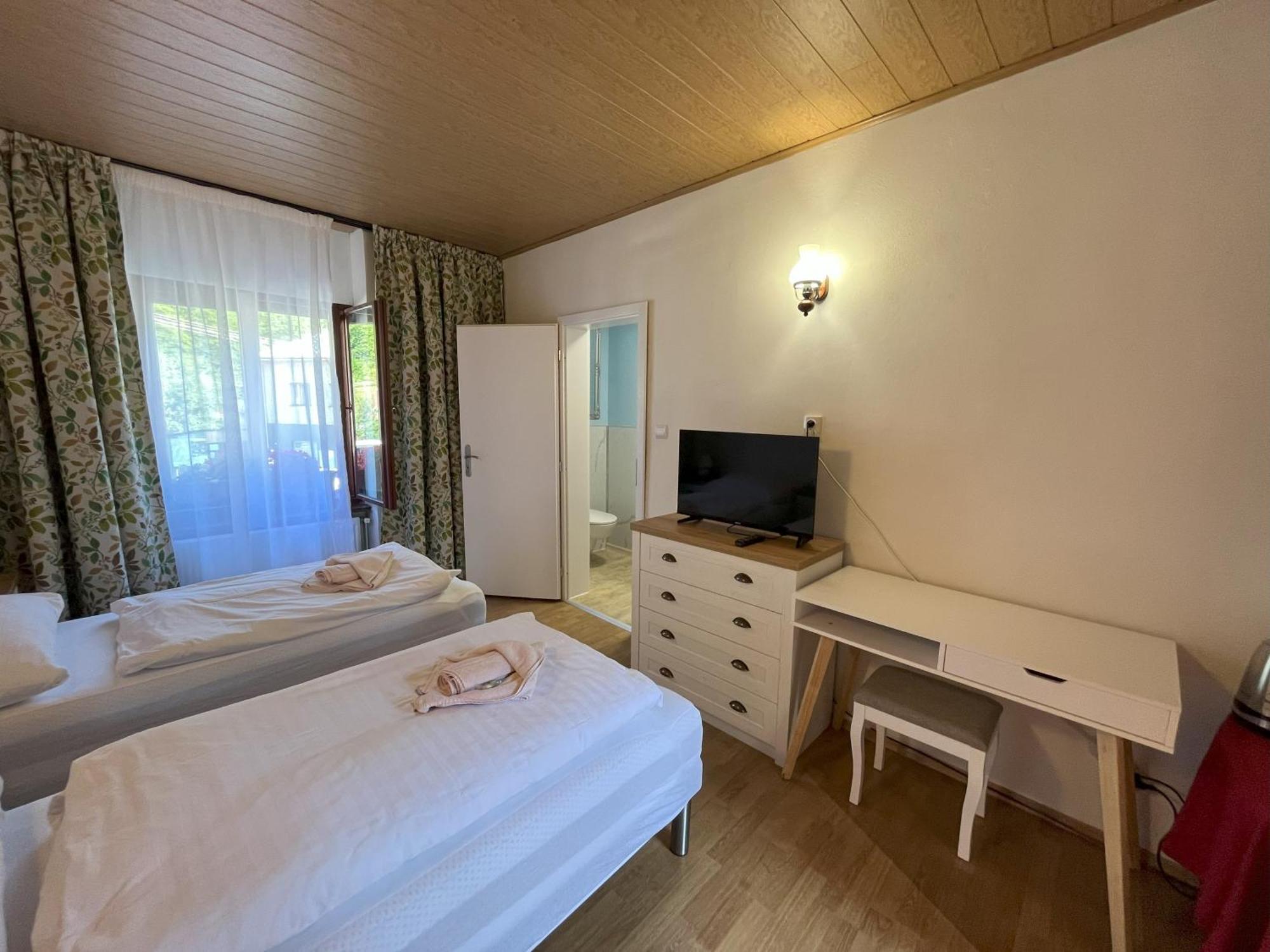 Country House & Restaurant Hronec Luaran gambar